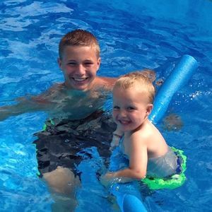 Meet your Posher, Levi